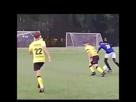 Een Mooi  actie  van Eric Fernando da Silva - Wedstrijd Furtuna  Sittard U17-  Roda JC  - 18-08-2018