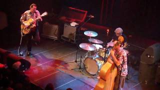 The Paladins - Lookin' For a Girl Like You @ Paradiso Amsterdam 06.05.10