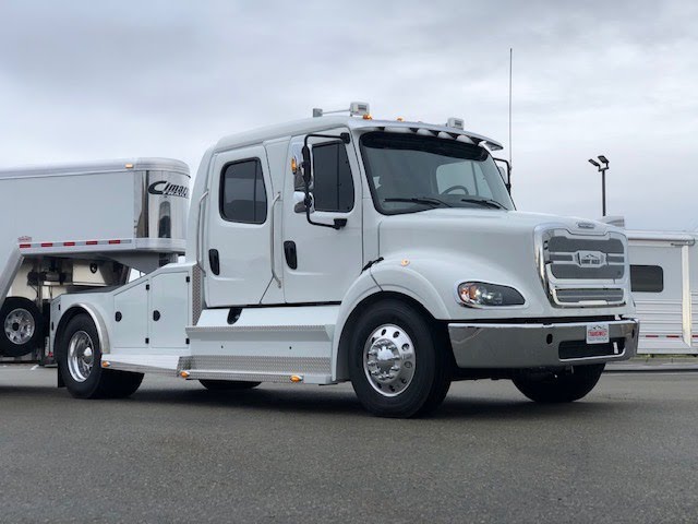 Preview image of 2021 Freightliner M2 112 Summit Hauler youtube video