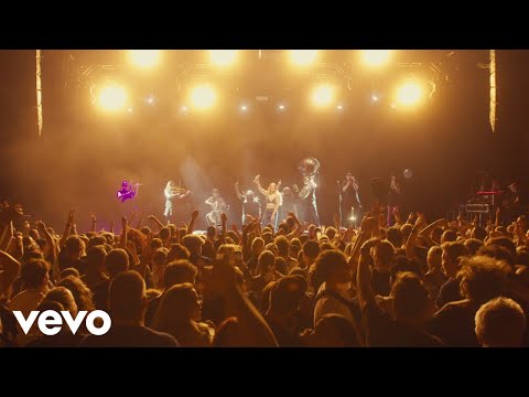 Becky Hill - Right Here (Official Visual)