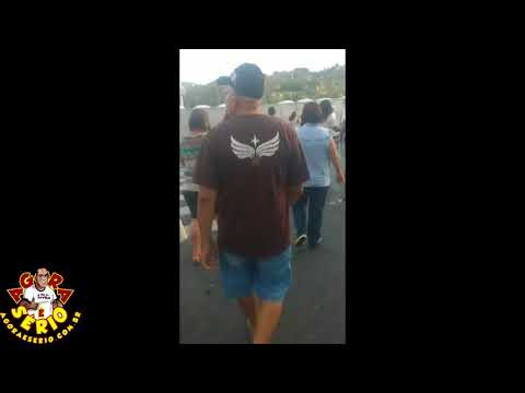 Mãe da Fome junto com Amigos chegam a pé ate Aparecida do Norte