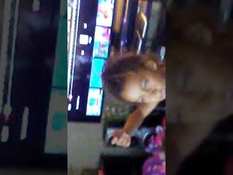 RUN THE RED CARPET!!! Von Von