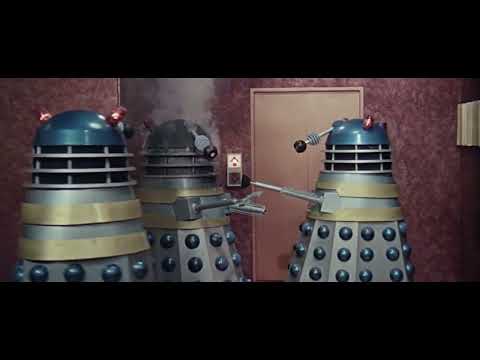Doctor who and the Daleks - Blow up Daleks with Killer fire extinguishers!