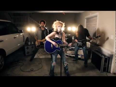 What She Don't Know (OFFICIAL VIDEO)-Jamie Burke