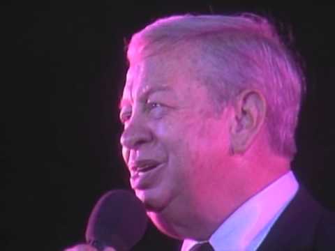 Mel Torme & George Shearing  - "Guys and Dolls" Medley - Newport Jazz (Official)