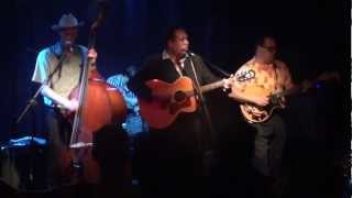 Big Sandy and his Fly Rite Boys - My Eyes Are Open But There Ain't Nobody Home (live)