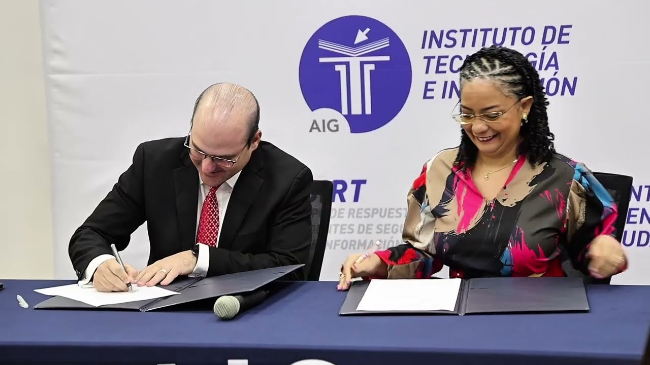 Firma de convenio de cooperación “Panamá Cibersegura”