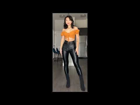 Model Huge Biceps 453.