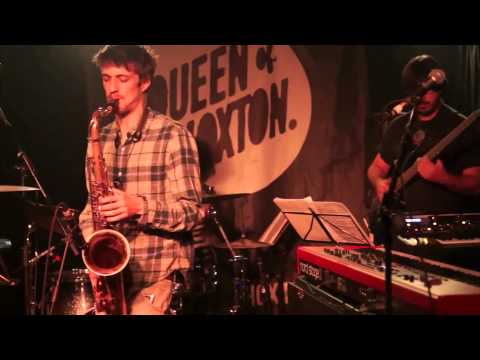 'Takin Off' (Resolution 88) Live at Queen of Hoxton *unreleased*