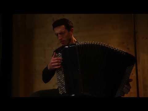 Hermosa "Gernika 26/4/1937" / Bogdan Nesterenko, accordéon bayan