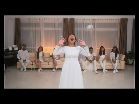 HIRAHIRAO - LOVATIANA (Clip officiel)