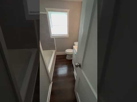Very nice 2BR/1BA Home In Downtown Savannah property video