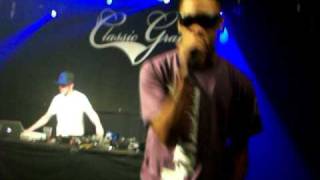 Wiley - Eskimo Freestyle / From the Drop (Live in Glasgow, 05/04/2011)
