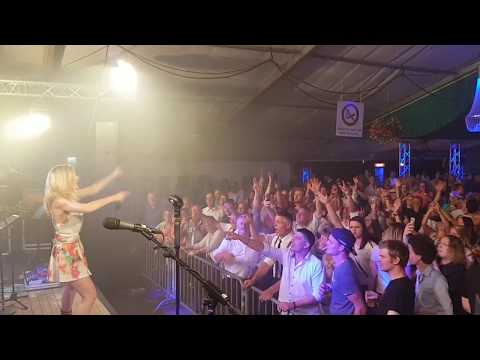 Schuttersfeest Delden met Tilt en Caro (Helene Fisher double)