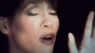 Whitney Houston: O Come O Come Emannuel