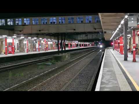 66550 4L81 Coatbridge - London Gateway freightliner, 2nd May 2023