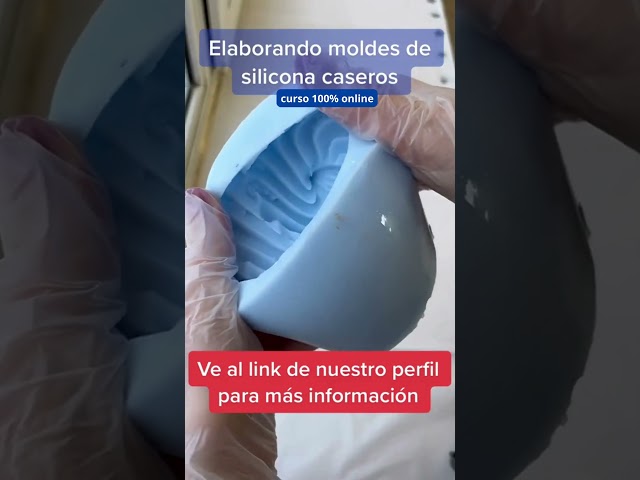 Vídeo relacionado con ScrapCooking 2998 - Molde de silicona para brujo (15 formas, galletas y pasteles, apto para horno y congelador, diseño de brujería