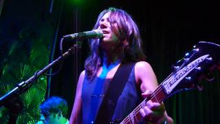 Susanna Hoffs, 