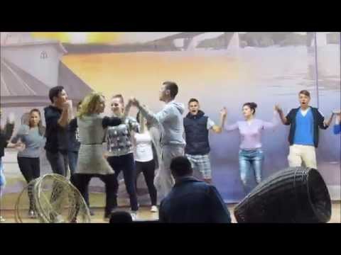 GIURGENI 63 - Formatia de dansuri populare mixte Giurgeni