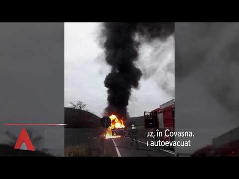 Stiri Mediafax 01 Noiembrie - Incendiu la un autobuz, în Covasna. 24 de pasageri s-au autoevacuat