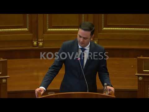 Abdixhiku e quan Kurtin kopshtar në luftë, e luftëtarë në kopsht