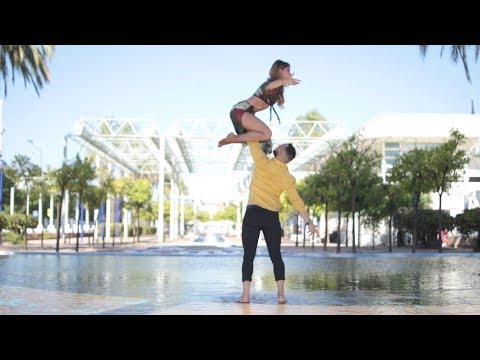 Cosimo - Caruso (Official Video)  Bachata Version 2023  -  Sergio y Marichu