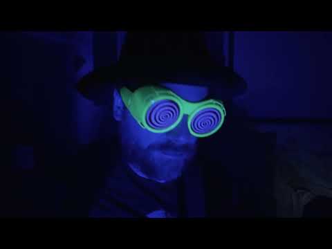 Space Bandits - Space Bandits - Quiet Bays (official music video)