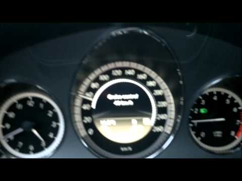 Operating Mercedes-Benz Cruise Control
