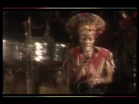 Sista Phumi  Maduna -  Africa