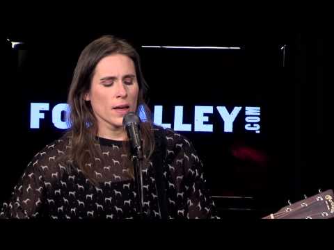Folk Alley Sessions: Rose Cousins - "The Darkness"