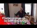 Opa en oma helpen op de boerderij – Brabants Buske