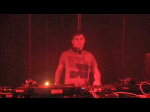 florian meindl @ TRESOR BERLIN 2009 02
