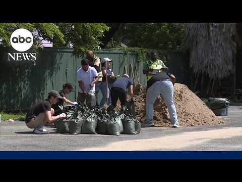 Tropical Storm Bertha takes aim along Gulf