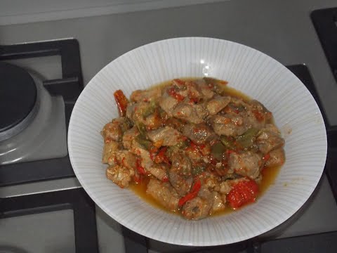 SPEZZATINO DI MAIALE AI PEPERONI facile, buono e succulento