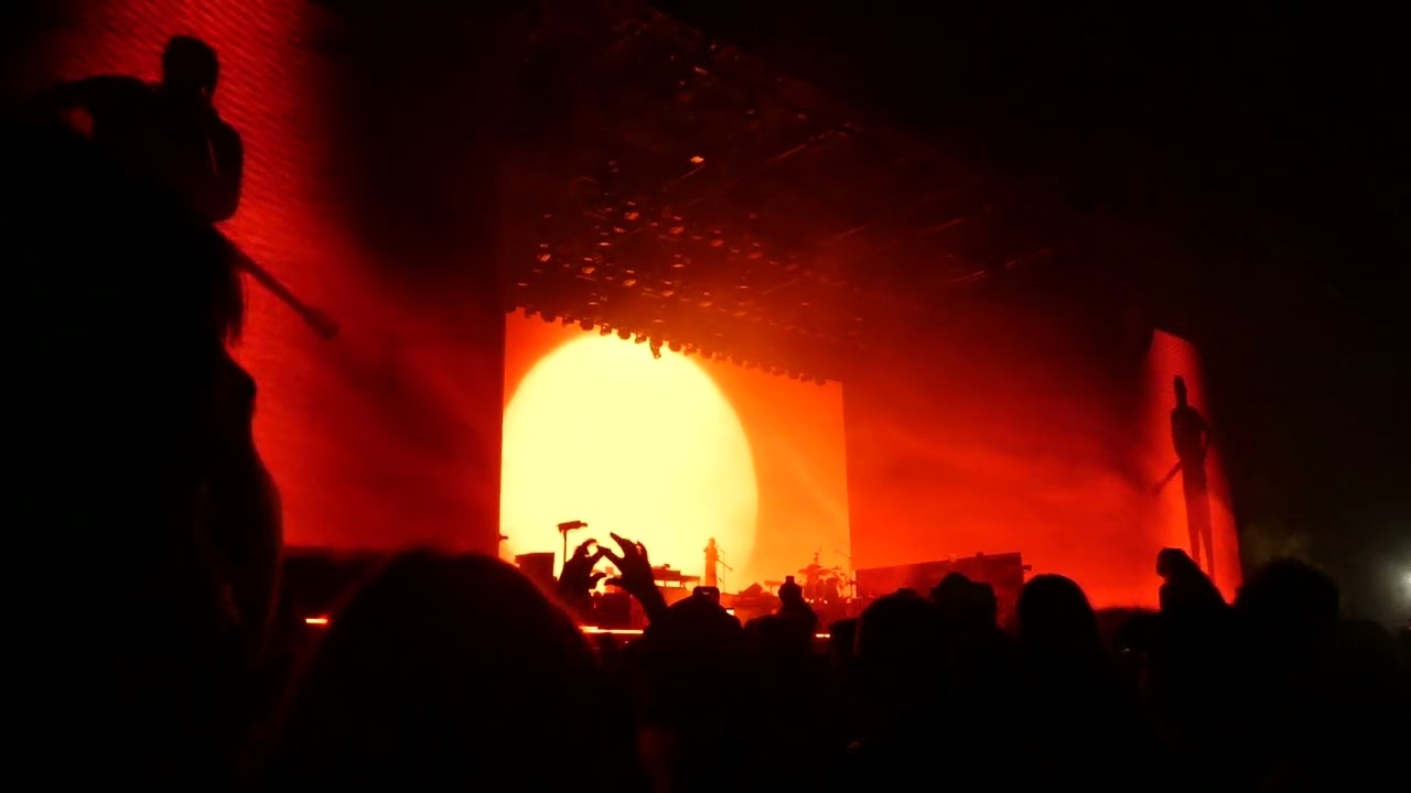Deftones - Change (In The House Of Flies) - Outbreak Festival - London Victoria Park 23 August 2026 - YouTube