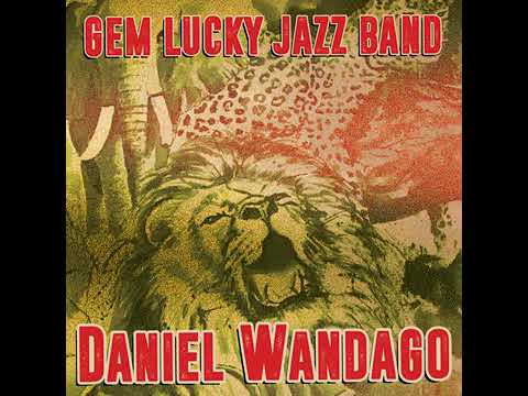 RASTRILLO DEL EMPERADOR Nelly Akoth