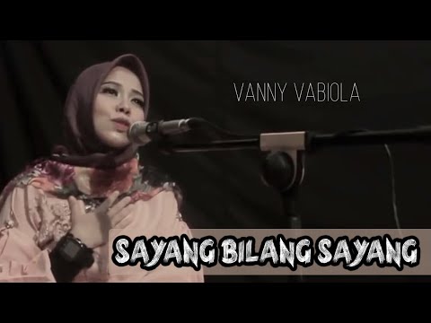 download lagu mp3 mp4 Sayang Bilang Sayang, download lagu Sayang Bilang Sayang gratis, unduh video klip Sayang Bilang Sayang