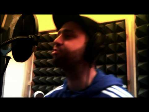 Fredek ( Ak.De.Mic) | #Hot16Challenge