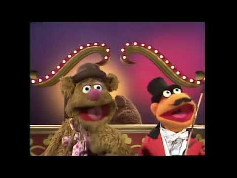 Muppet Songs: Simon Smith and His Amazing Dancing Bear