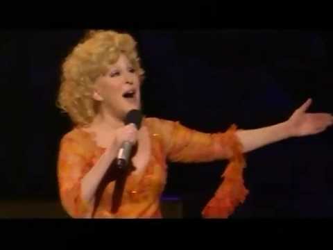 ベット・ミドラー - 遠くから (Bette Midler - From A Distance)
