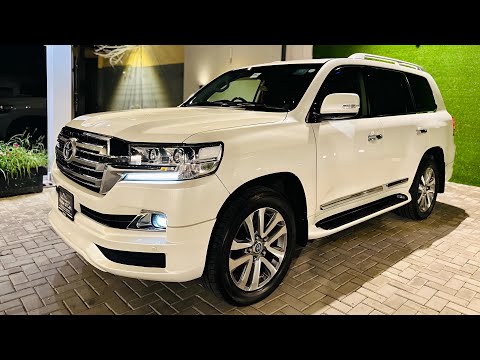 Land Cruiser ZX V8 2018 (4K Review) - Interior and Exterior Details