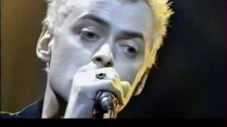 Perry Blake - 2000-03-14 Nulle Part Ailleurs