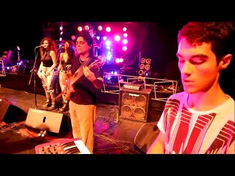 Cosmic Girl (Jamiroquai) - Por Cosmic Band