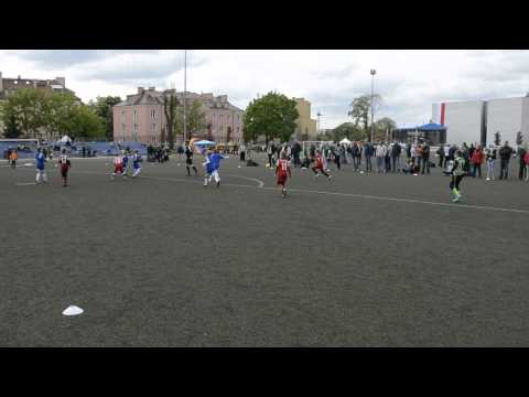 Broń Radom 05 - Junior Koziegłowy  2:0