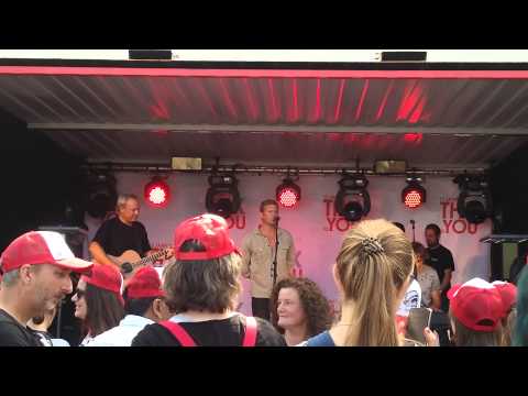 Q music 10 year party. Soundcheck Racoon