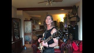 Video thumbnail for Gibson Les Paul Classic 2015 demo and review by Foxy's Guitar Show