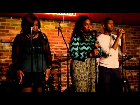 Lei Row Performs in Lyn Brown's R&B Collective at Warmdaddy's, Philly!