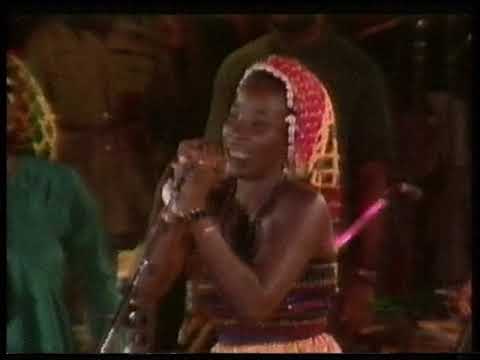 Rita Marley @ The I Threes  -  That's The Way  -  Live @ Reggae Sunsplash  1981.