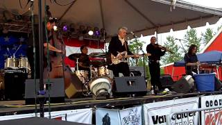Sit and Drink and Cry - Dale Watson