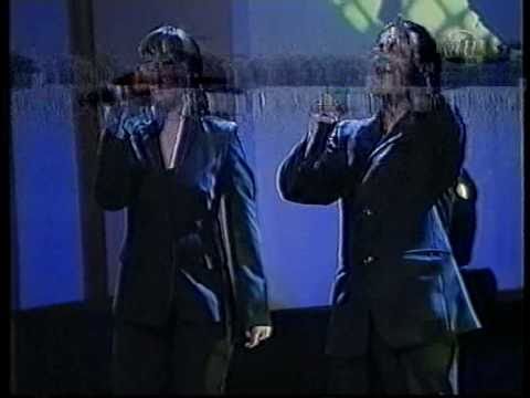 Julie and Ludwig - Sebat Ilwien